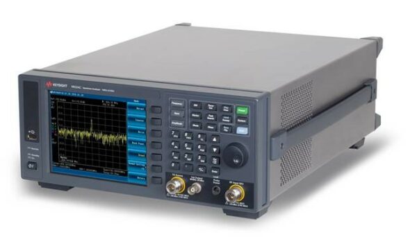 Analyseur de spectre de table Keysight Technologies N932x-C BSA-C Spectrum Analyser 1 → 20000MHz, 20 voies